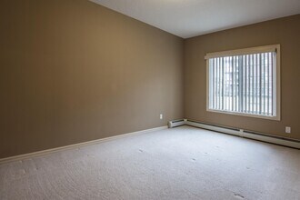 263-263 Macewan Rd in Edmonton, AB - Building Photo - Building Photo