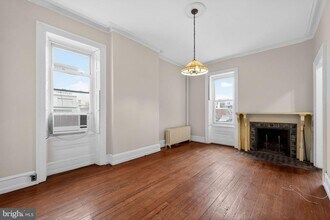 2117 Spruce St in Philadelphia, PA - Building Photo - Building Photo