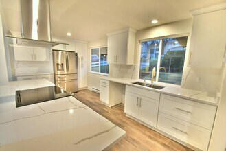 17708 NE 160th Pl in Woodinville, WA - Building Photo - Building Photo