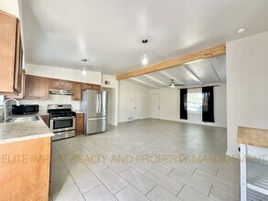 2140 N Northway Ave in Tucson, AZ - Building Photo - Building Photo