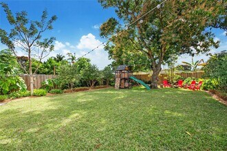 6560 SW 26th St in Miami, FL - Building Photo - Building Photo