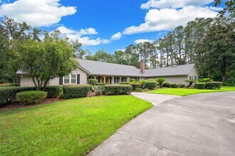 413 SW 97th Terrace in Gainesville, FL - Building Photo - Building Photo