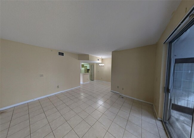 761 SW 148th Ave in Davie, FL - Foto de edificio - Building Photo