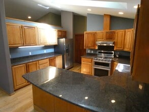 1514 Township Line Rd in Port Angeles, WA - Building Photo - Building Photo