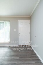 1685 Alexandria Dr in Lexington, KY - Building Photo - Building Photo