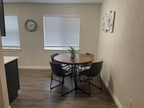 1744 NW 17th St in Oklahoma City, OK - Building Photo - Building Photo