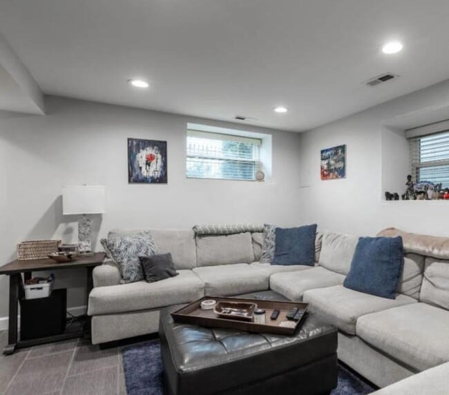 2651 W Armitage Ave in Chicago, IL - Building Photo - Building Photo