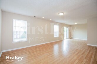 220 Woodstream Ct in Greenfield, IN - Building Photo - Building Photo