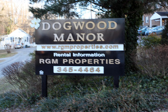 Dogwood Manor in Vinton, VA - Foto de edificio - Building Photo