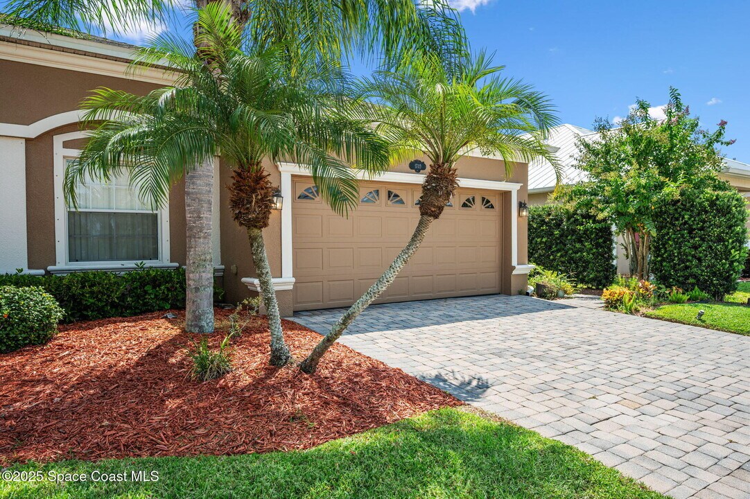 1749 Tullagee Ave in Melbourne, FL - Building Photo