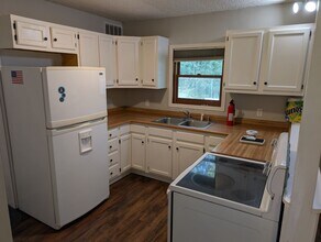 3092 Probert Dr in North Pole, AK - Building Photo - Building Photo