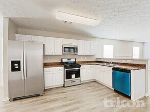 1645 Gallup Dr in Stockbridge, GA - Building Photo - Building Photo