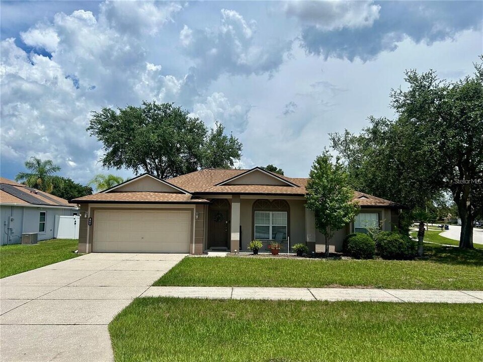 734 La Costa St in Minneola, FL - Building Photo