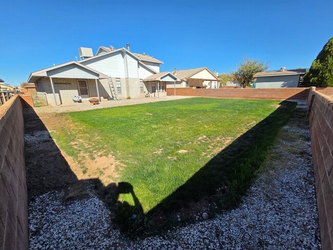 1419 Columbia Ave in Alamogordo, NM - Building Photo - Building Photo