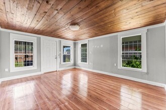 3846 Lydia St in Houston, TX - Foto de edificio - Building Photo