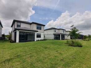 6136 Baywood Ct in Lakewood Ranch, FL - Building Photo - Building Photo