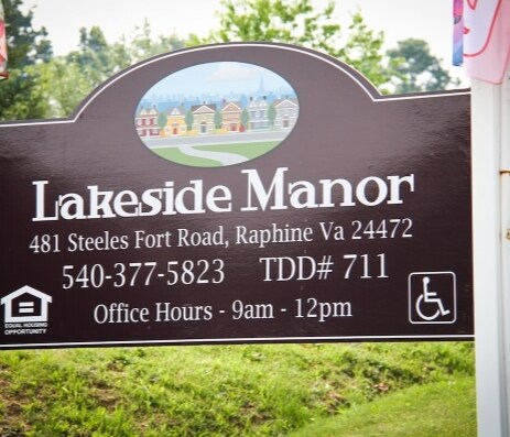 Lakeside Manor in Raphine, VA - Building Photo - Other