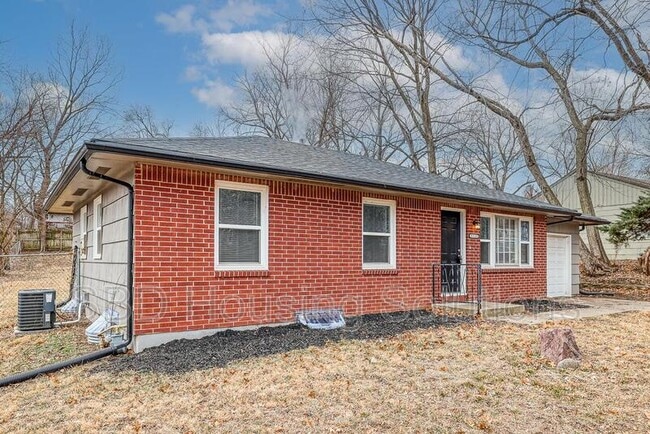 property at 5311 NE 46th Terrace