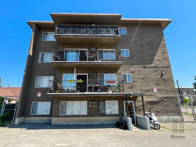 Penticton Main Street Apartments in Penticton, BC - Building Photo - Building Photo