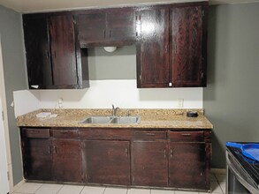 4000 Devon Dr in Corpus Christi, TX - Building Photo - Building Photo
