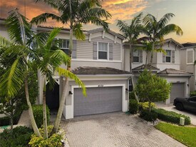 4530 NW 48th Terrace in Tamarac, FL - Building Photo