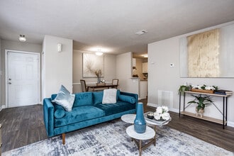 Sutter Lake Apartments in Riverdale, GA - Building Photo - Building Photo