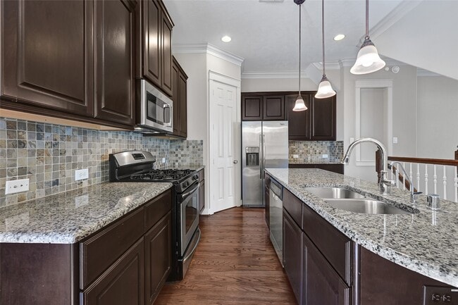 1237 Hobbs Reach Ln in Houston, TX - Building Photo - Building Photo