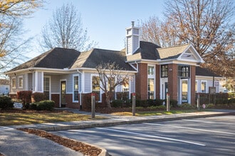 Blue Ridge Apartments in Johnson City, TN - Foto de edificio - Building Photo
