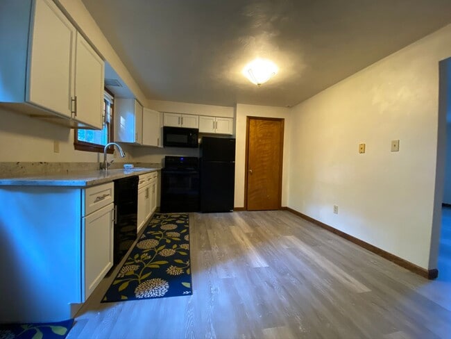 119 Edgewater Village in Latrobe, PA - Building Photo - Building Photo