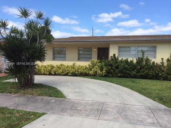1120 NW 24th Ct in Miami, FL - Building Photo - Building Photo