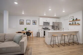 902 Canvasback Dr in Lehi, UT - Building Photo - Building Photo