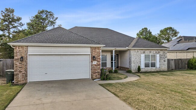 1505 N Cannondale Dr in Fayetteville, AR - Building Photo - Building Photo
