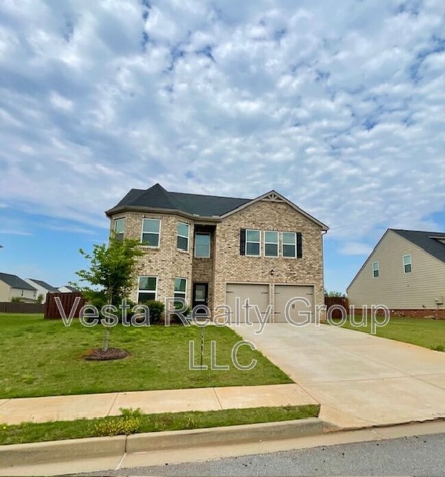 property at 909 Teabiscuit Wy