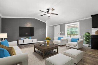 12560 Royal W Dr in Conroe, TX - Building Photo - Building Photo