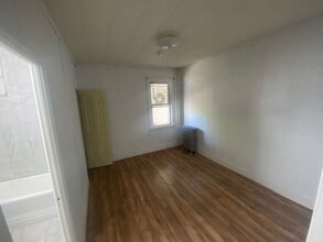 15 W High St in Coaldale, PA - Building Photo - Building Photo