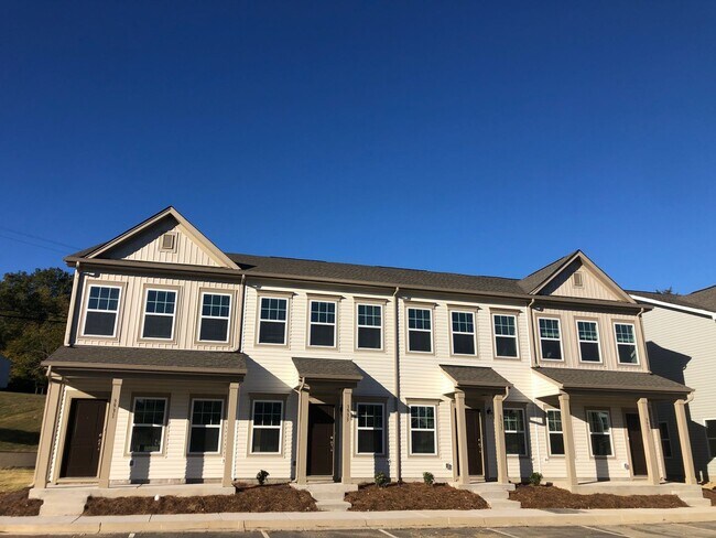 3933 Wagon Wy in Midland, NC - Building Photo - Building Photo