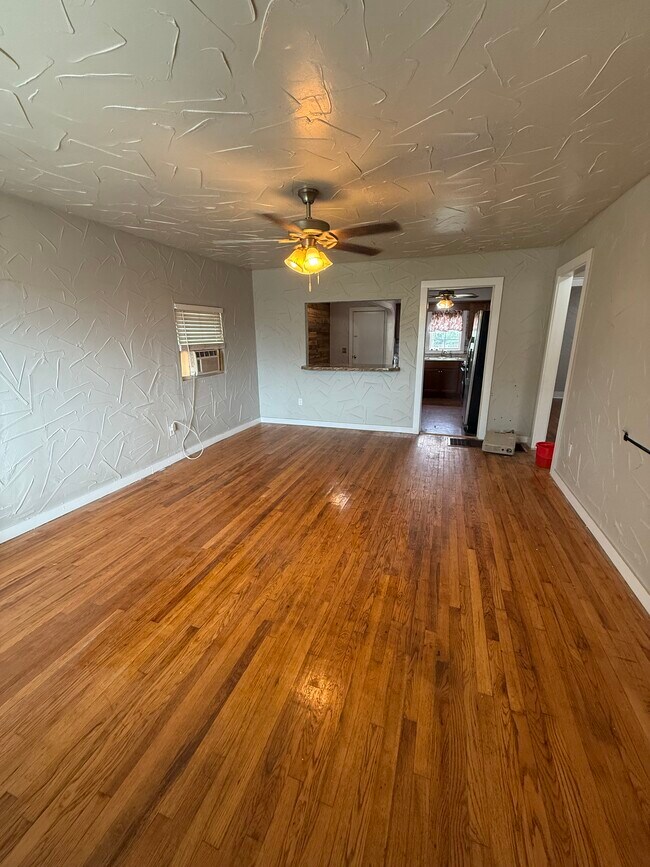904 N Julian St in Altus, OK - Building Photo - Building Photo