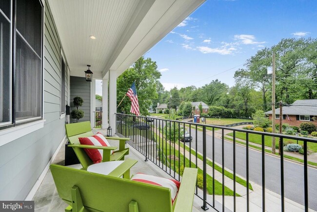 1821 N Jackson St in Arlington, VA - Building Photo - Building Photo