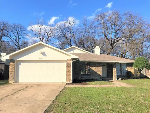 1613 Jasmine Ln in Plano, TX - Building Photo