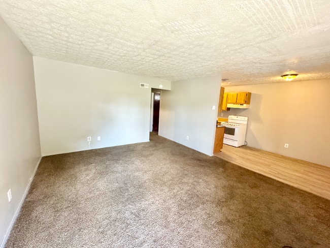 4017 Mississippi Ave