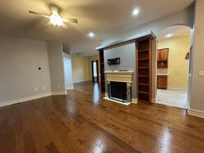 13 Hamlet Cl in Parkersburg, WV - Building Photo - Building Photo