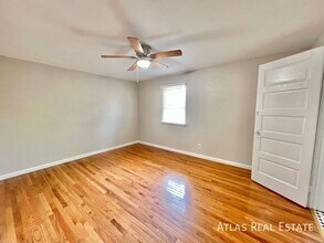 218 W Cheyenne Rd in Colorado Springs, CO - Building Photo - Building Photo