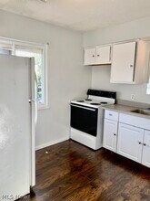 2047 20th St SW in Akron, OH - Building Photo - Building Photo