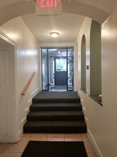1528 W Pratt Blvd in Chicago, IL - Building Photo - Building Photo