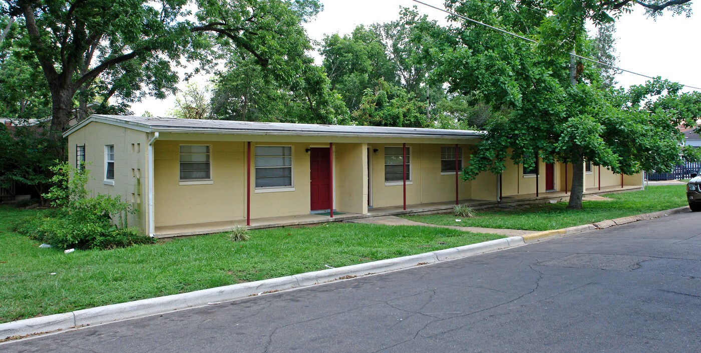 601-607 Pope St in Tallahassee, FL - Foto de edificio