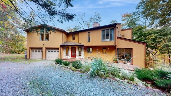 property at 96 Old Pascack Rd