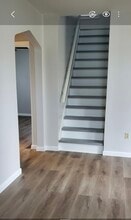 814 E 37th St in Erie, PA - Foto de edificio - Building Photo
