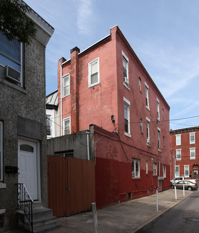 1527 S 6th St in Philadelphia, PA - Building Photo - Building Photo