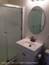 249 Avenida Montalvo in San Clemente, CA - Foto de edificio - Building Photo