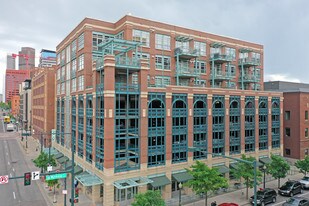 1890 Wynkoop St in Denver, CO - Building Photo